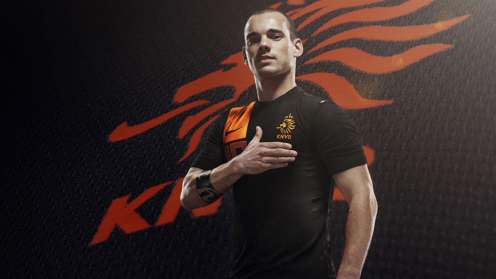 欧战4场没赢,安东尼巧射进球:2场轰4球,完全征服球迷,安东尼对阵各球队最高分